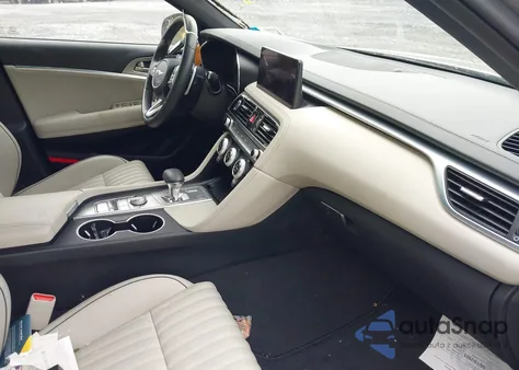 2023 Genesis G70 2.0T Awd z USA, uszkodzony, nr VIN KMTG34TAXPU115811